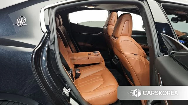 Maserati Ghibli id 4666992 из Кореи 2