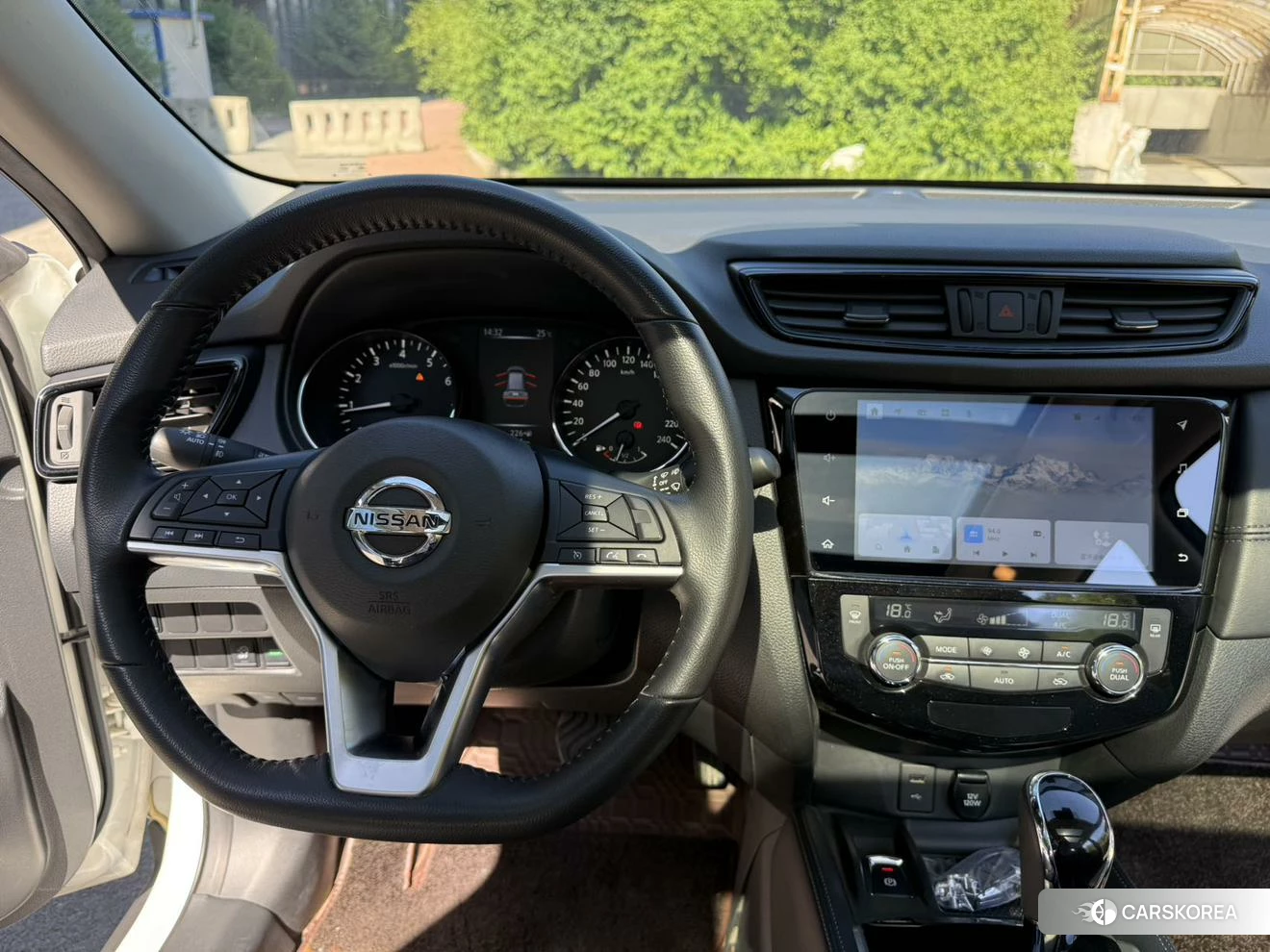 Nissan X-Trail 2021 Белый из Китая, фото 2