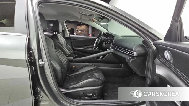 Hyundai Avante Hybrid (CN7) 2022 Серый из Кореи, фото 2