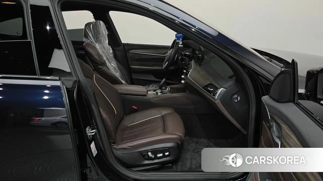 BMW 6 Series GT (G32) 2020 Черный из Кореи, фото 2