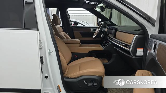 Hyundai Santa Fe (MX5) 2023 Белый из Кореи, фото 2