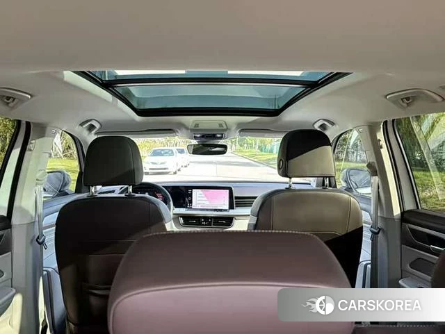 Volkswagen Tavendor 2023 Белый из Китая, фото 2