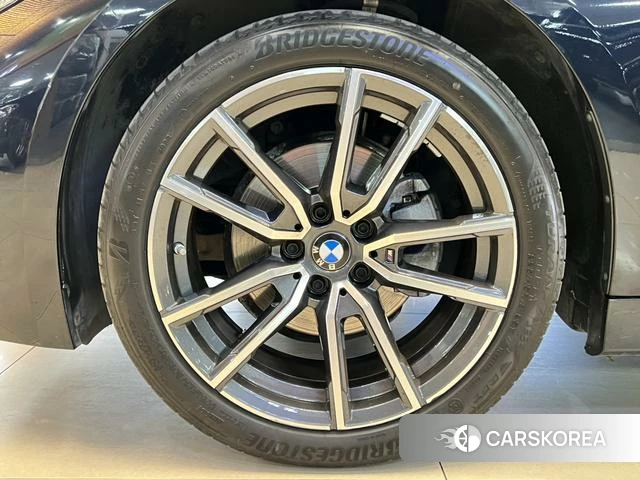 BMW 3 series 2024 Черный из Китая, фото 2