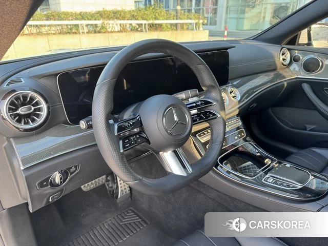 Mercedes-Benz E-Class 2021 Белый из Китая, фото 2