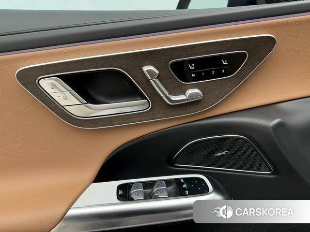 Mercedes-Benz E-Class 2024 Черный из Китая, фото 2