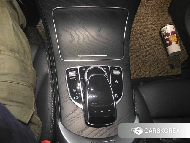 Mercedes-Benz GLC-Class X253 2018 Черный из Кореи, фото 2