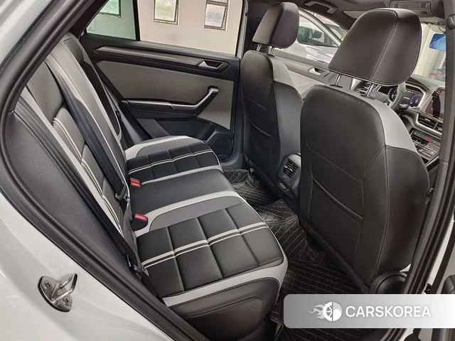 Volkswagen T-Roc 2024 Белый из Китая, фото 2