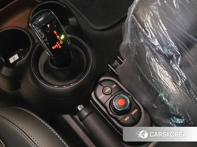 Mini Cooper S 2021 Зеленый из Кореи, фото 2