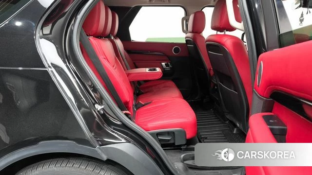 Land Rover Discovery 5 2019 Черный из Кореи, фото 2