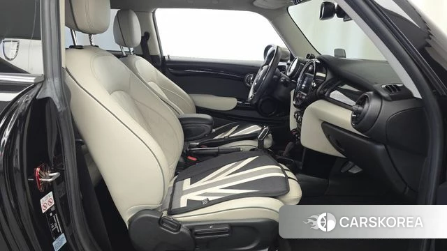 Mini Cooper S 2020 Черный из Кореи, фото 2