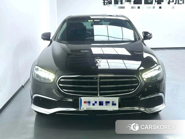 Mercedes-Benz E-Class 2021 Черный из Китая, фото 2