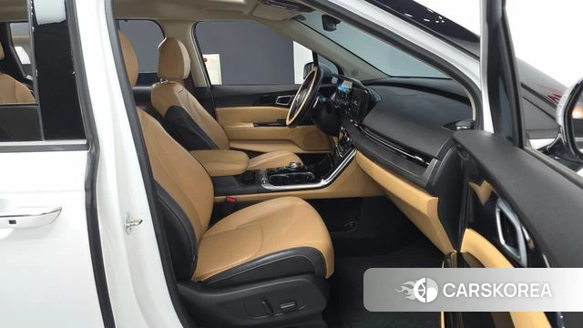 Kia Carnival 4th generation 2023 Белый из Кореи, фото 2