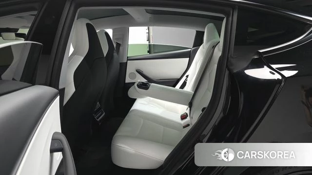 Tesla Model 3 2026 Черный из Кореи, фото 2