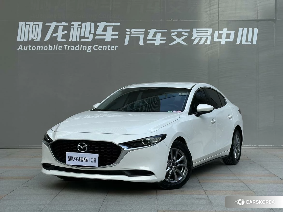 Mazda 3 2021 Белый из Китая, фото 2