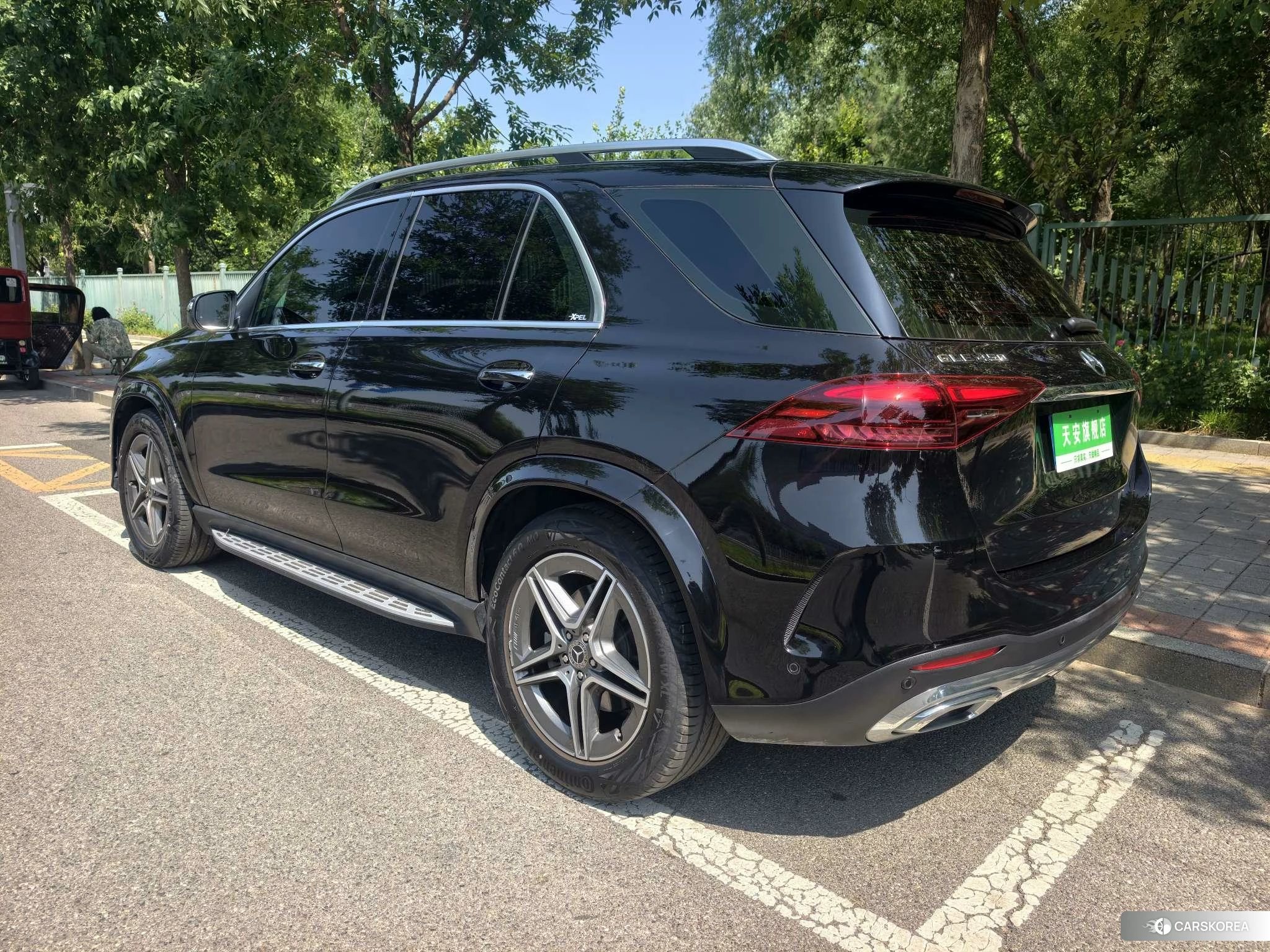 Mercedes-Benz GLE 2023 Черный из Китая, фото 2