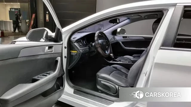 Hyundai Sonata New Rise 2019 Белый из Кореи, фото 2