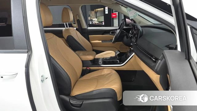 Kia Carnival 4th generation 2020 Белый из Кореи, фото 2