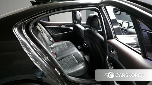 Genesis G70 2018 Черный из Кореи, фото 2