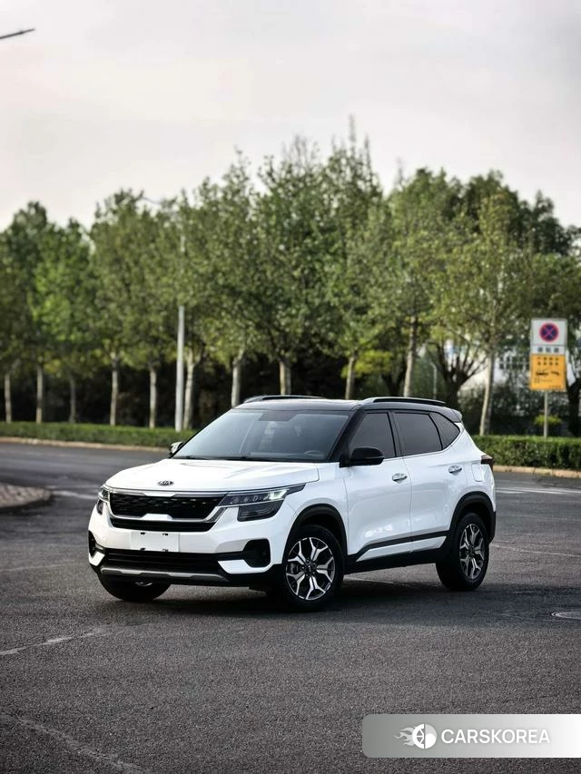 Kia KX3 2021 Белый из Китая, фото 2