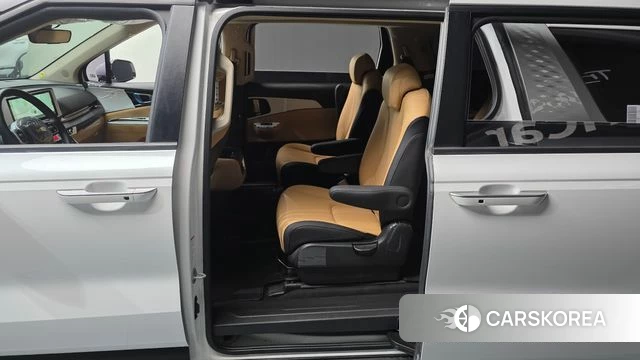 Kia Carnival 4th generation 2023 Белый из Кореи, фото 2