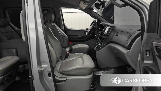 Hyundai The New Grand Starex 2019 Серебряный из Кореи, фото 2