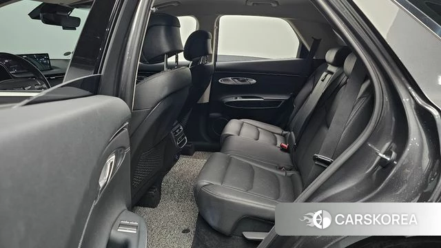 Genesis GV70 2023 Серый из Кореи, фото 2