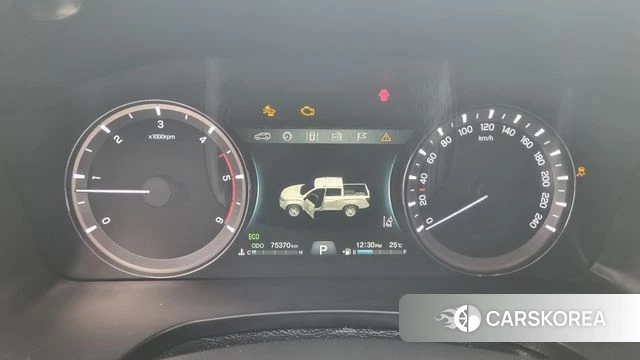 Ssangyong The New Rexton Sport 2021 Красный из Кореи, фото 2