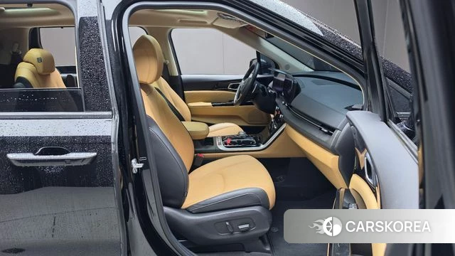 Kia Carnival 4th generation 2023 Черный из Кореи, фото 3