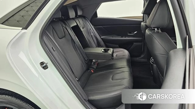 Hyundai The New Avante (CN7) 2025 Белый из Кореи, фото 2