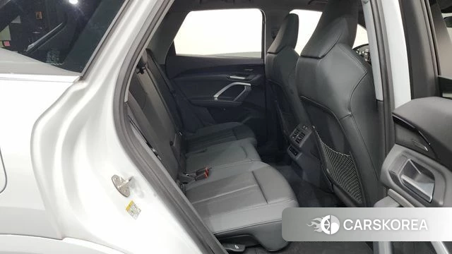 Audi Q5 (80A) 2025 Белый из Кореи, фото 2