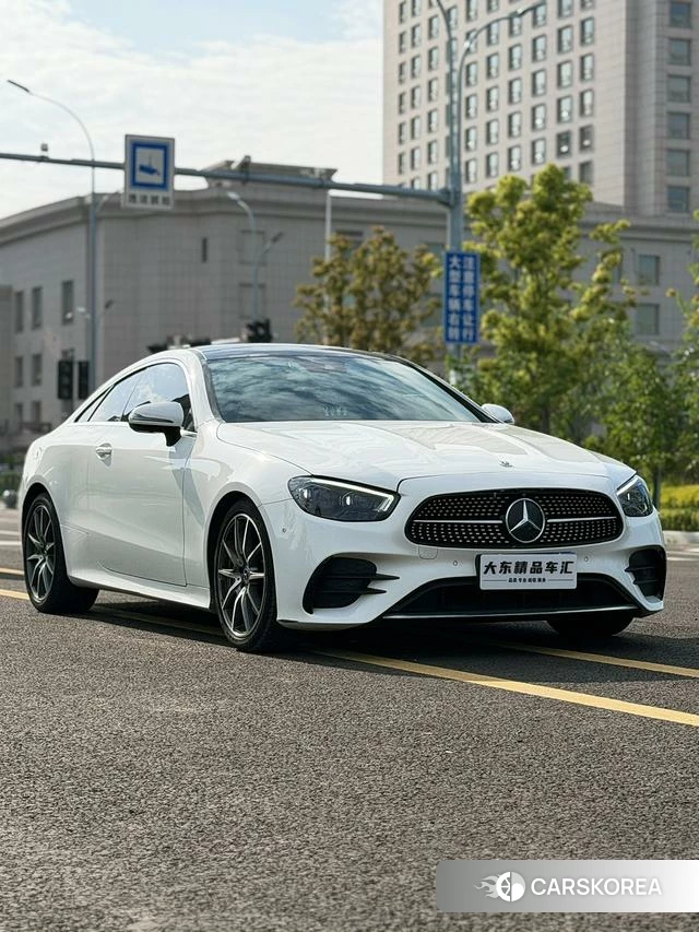 Mercedes-Benz E-Class 2021 Белый из Китая, фото 2