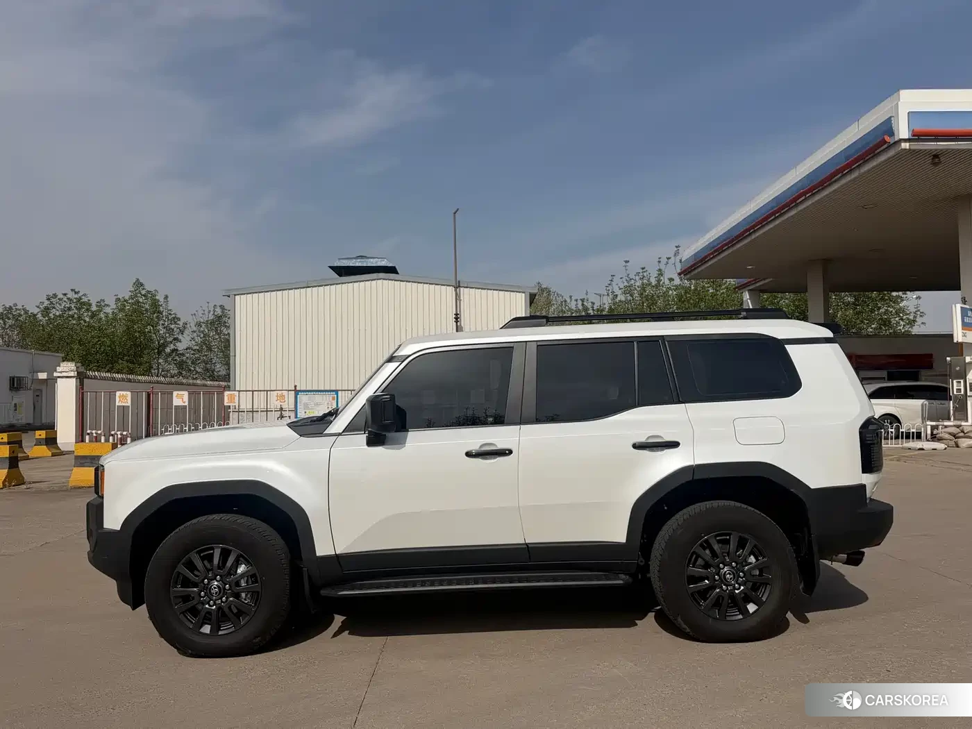 Toyota Land Cruiser 2025 Белый из Китая, фото 2