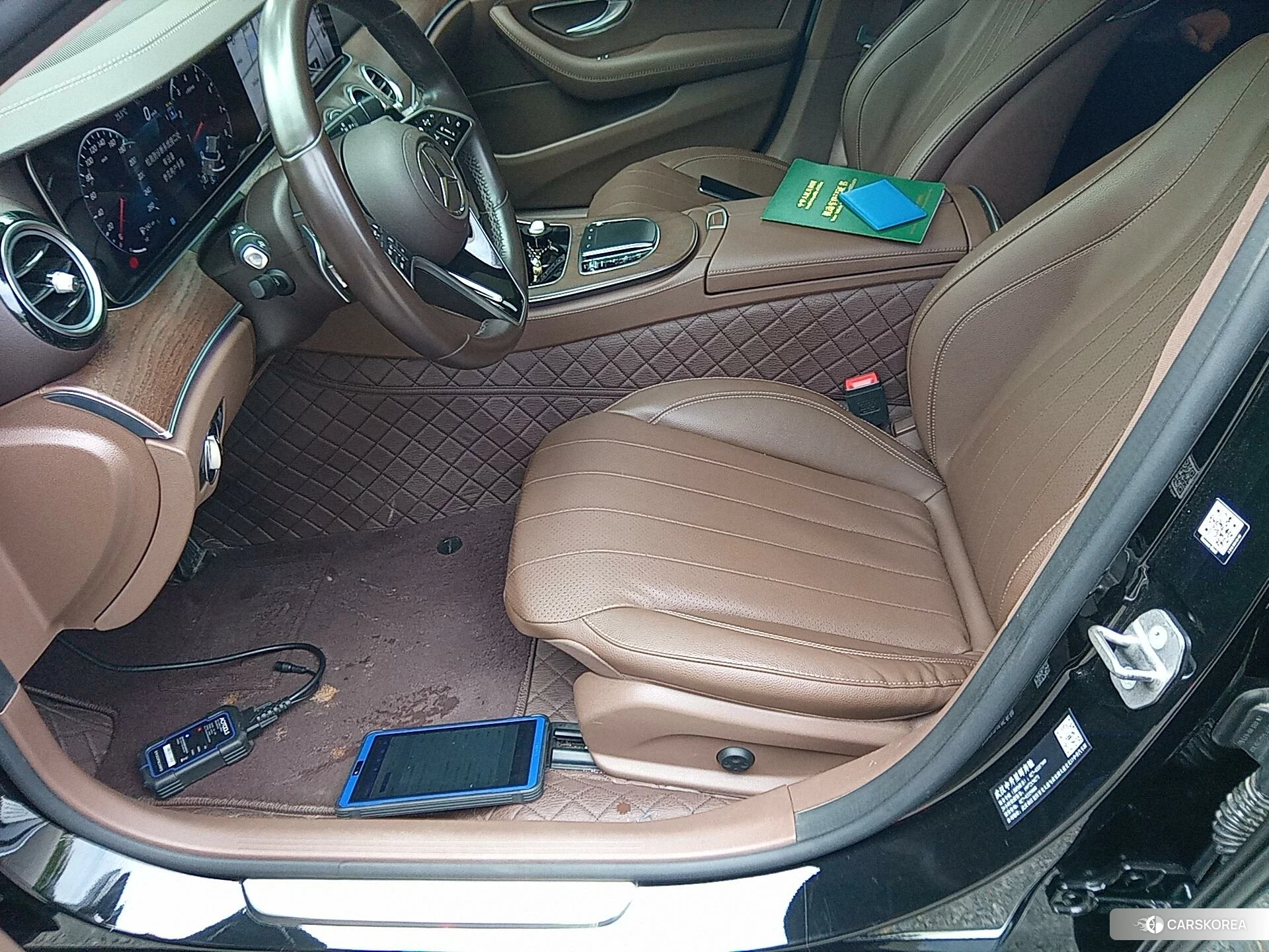 Mercedes-Benz E-Class 2023 Черный из Китая, фото 2