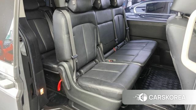 Hyundai Staria 2022 Серебряный из Кореи, фото 2