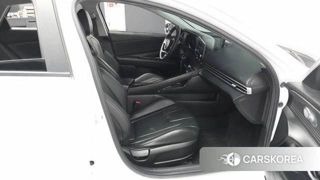 Hyundai Avante Hybrid (CN7) 2021 Белый из Кореи, фото 2