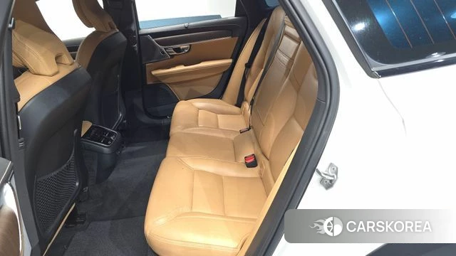 Volvo V90 Cross-Country 2021 Белый из Кореи, фото 2