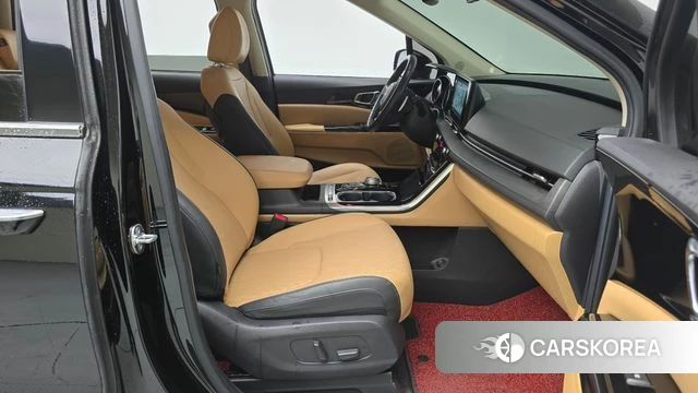 Kia Carnival 4th generation 2023 Черный из Кореи, фото 2