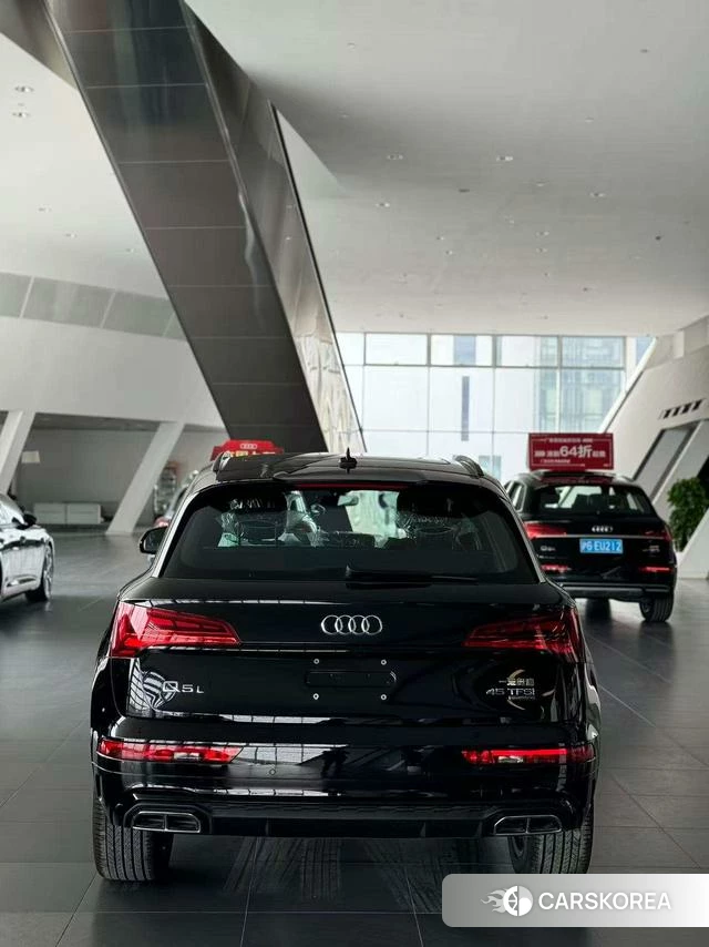 Audi Q5L 2026 Черный из Китая, фото 2