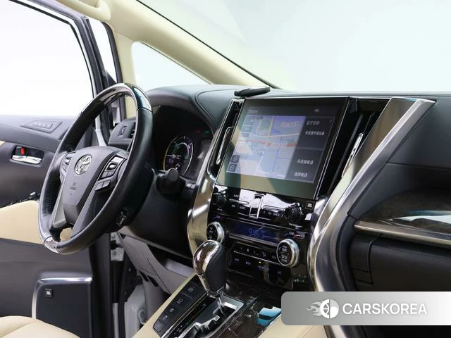 Toyota Alphard 2021 Белый из Китая, фото 2