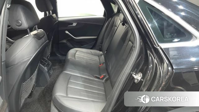 Audi A4 (B9) 2019 Черный из Кореи, фото 2