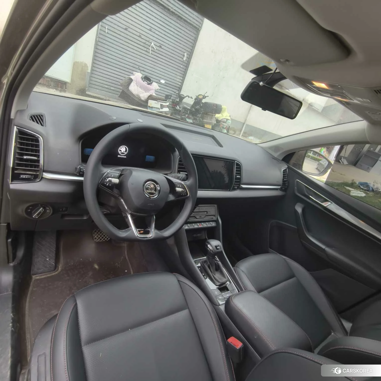 Skoda Karoq 2022 Коричневый из Китая, фото 2