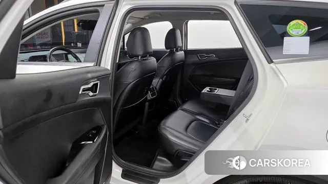 Kia Sportage 5th Generation 2022 Белый из Кореи, фото 2
