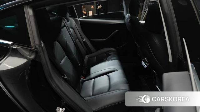 Tesla Model 3 2020 Черный из Кореи, фото 2