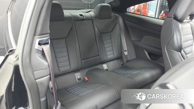 BMW 4 Series (G22) 2025 Черный из Кореи, фото 2