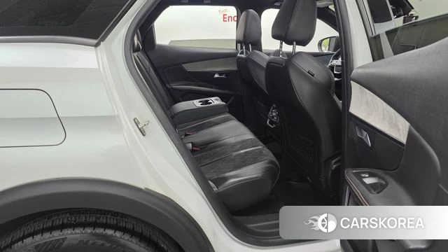 Peugeot 3008 second generation 2018 Белый из Кореи, фото 2