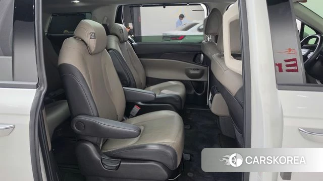 Kia The New Carnival 4th Generation 2025 Белый из Кореи, фото 2