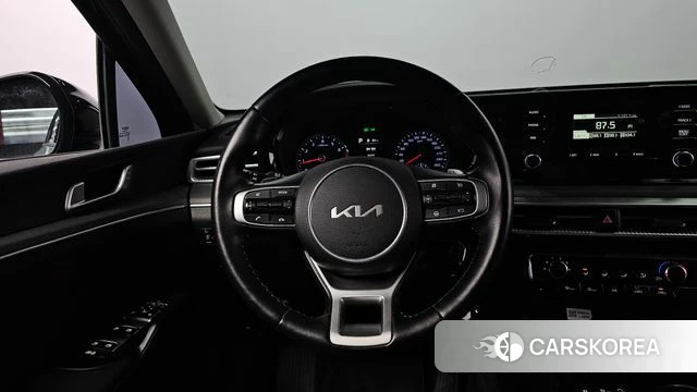 Kia K5 3rd generation 2022 Черный из Кореи, фото 2