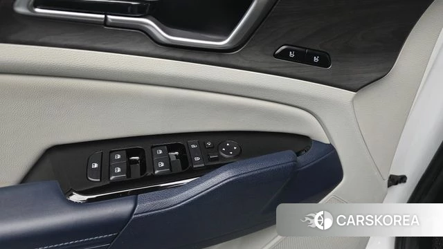 Kia Sportage 5th Generation 2022 Белый из Кореи, фото 2
