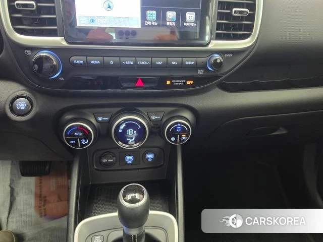 Hyundai Venue 2020 Красный из Кореи, фото 2