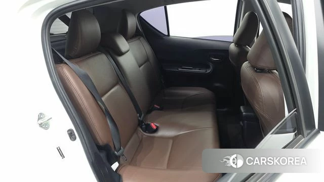 Toyota Prius C 2018 Белый из Кореи, фото 2